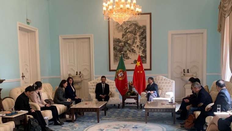 Reunião geral sobre o ensino de chinês em Portugal na Embaixada da China em Portugal