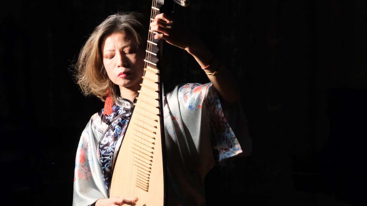 ICUM comemora 18.º aniversário com concerto de Lu Yanan